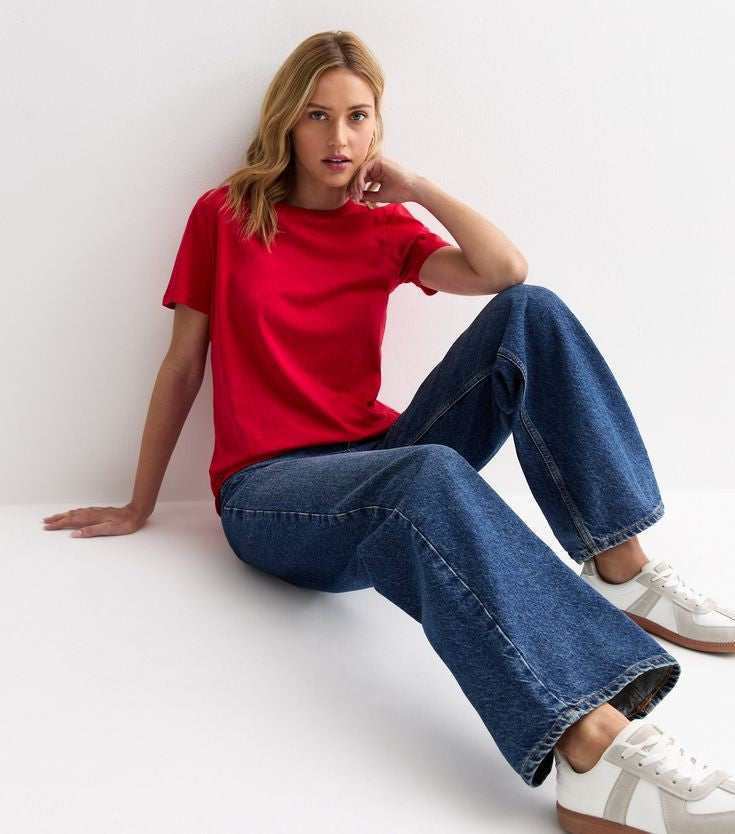 Red T-shirt With Mid-Dark Blue Wide Leg Jeans