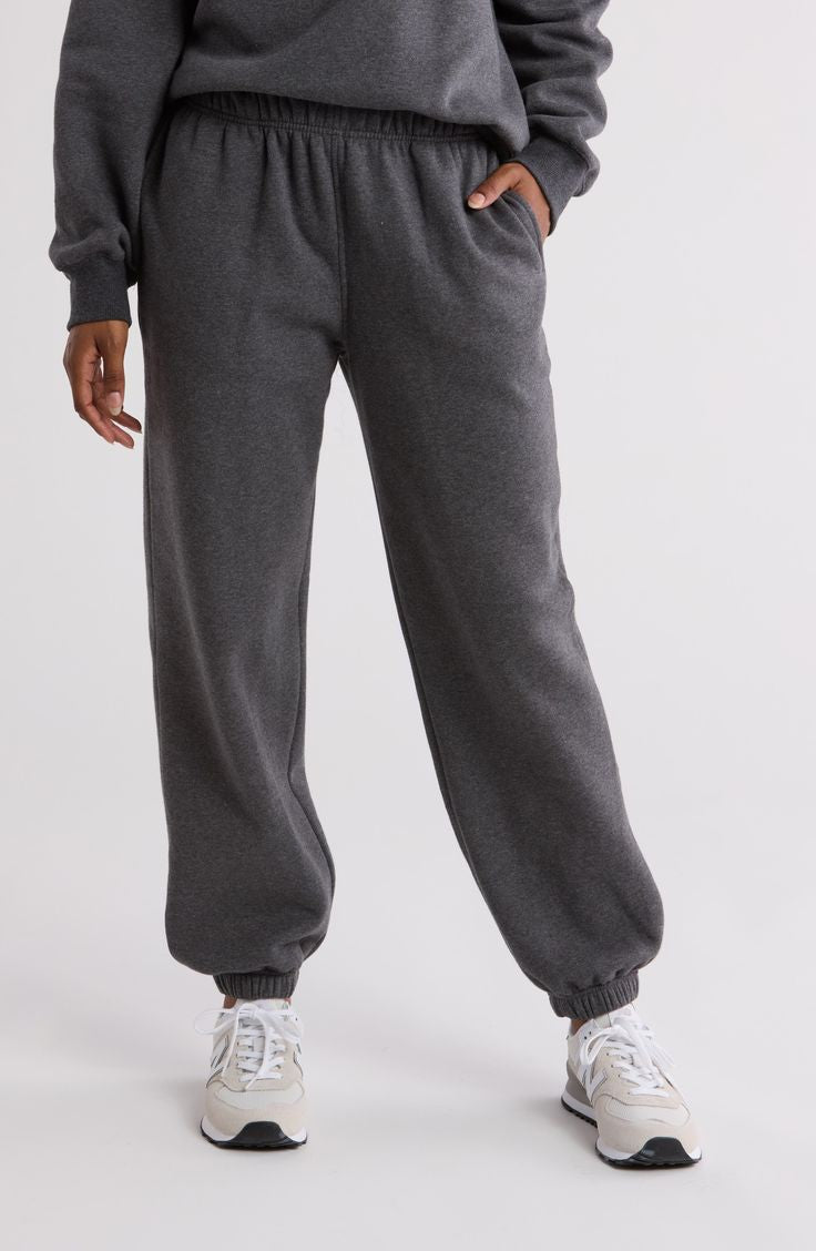 Basic Charcoal Sweatpant